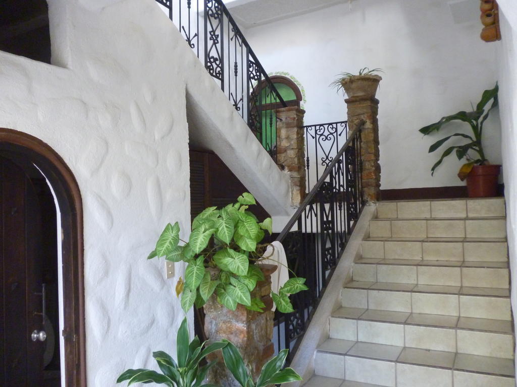 פוארטו אסקונדידו Hotel Casa Vieja מראה חיצוני תמונה